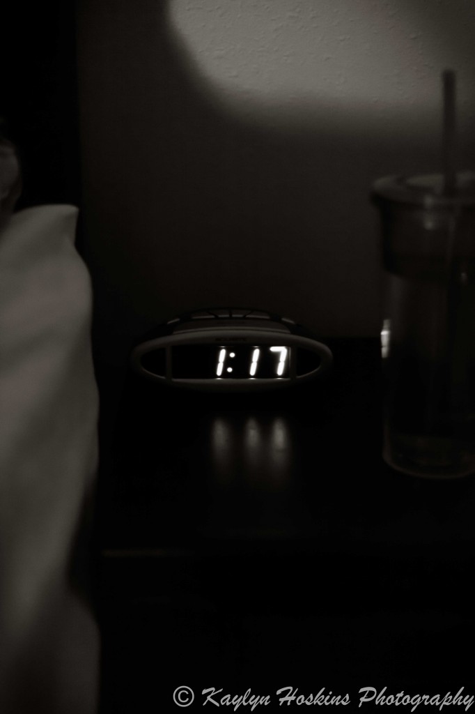 Clock displaying 1:17 AM 