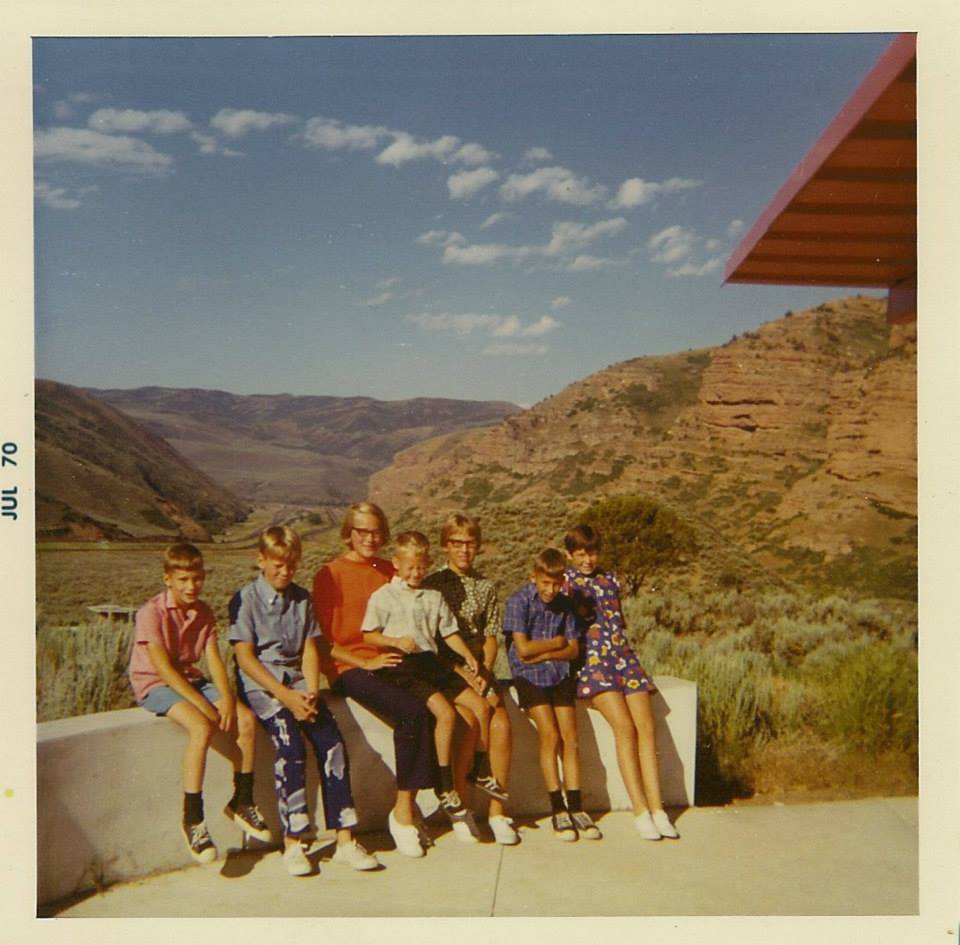 The Brady bunch plus 2 kids on vacation in 1970